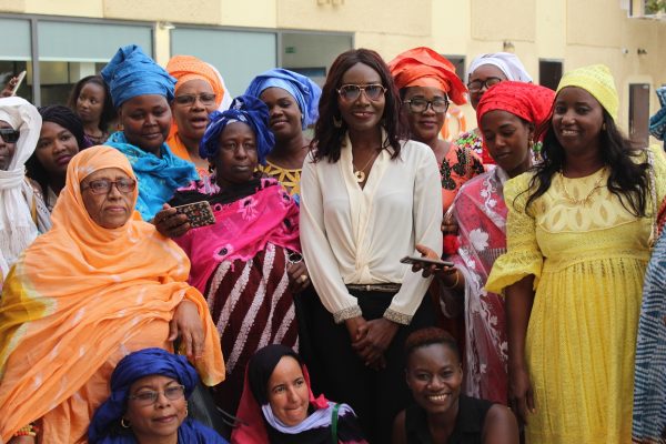 Article : Coumba Gawlo Seck à la rencontre du mouvement associatif féminin mauritanien