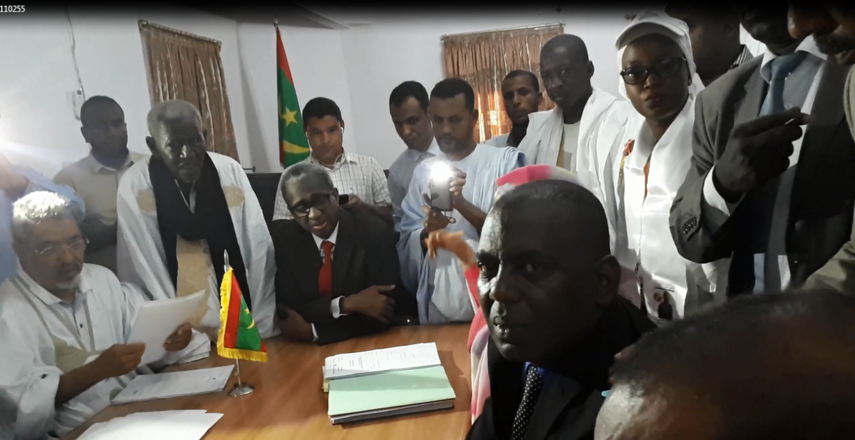 Article : Présidentielle 2019, cent-vingt deux conseillers municipaux dont six maires cautionnent la candidature de  Birame Dah Abeid