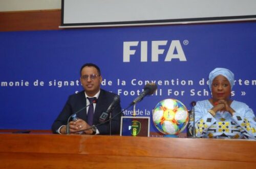 Article : Fatma Samoura lance le projet mondial «Football  For School» en Mauritanie, choisi comme pays pilote par la FIFA