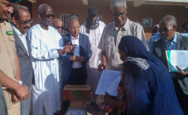 Article : Kaédi : Le Commissariat aux Droits de l’Homme distribue des quantités de nourriture pour 400 familles touchées par les inondations