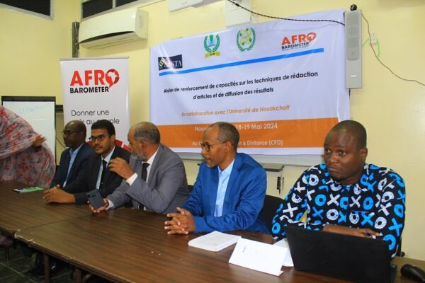 Article : Afrobarometer : les étudiants mauritaniens formés sur les techniques de rédaction d’articles et d’utilisation des données