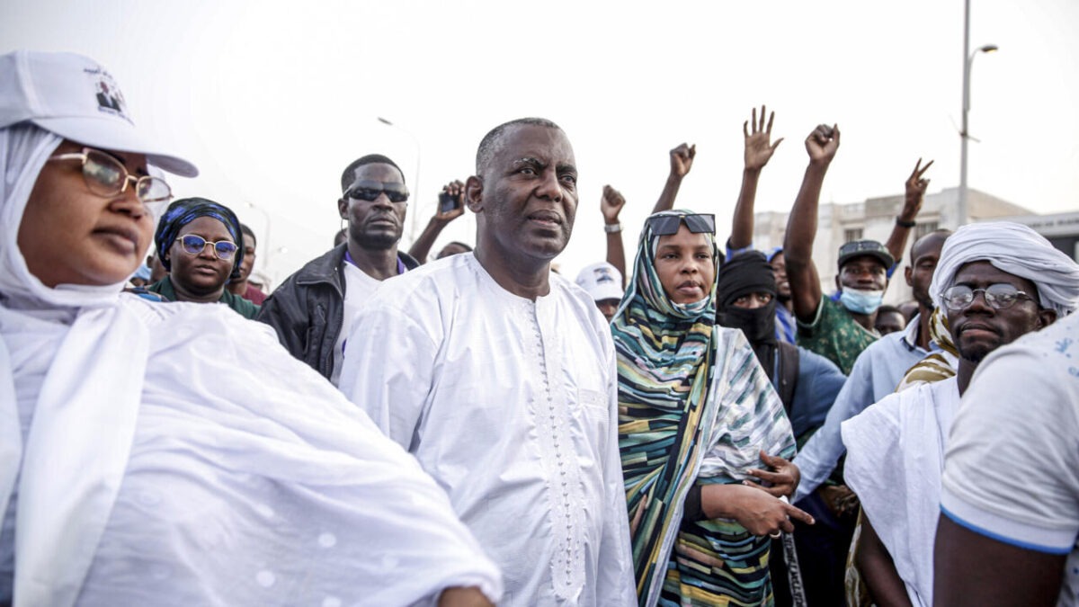 Article : Depuis Dakar, Birame fustige le blanc-seing accordé à un président « mal élu »